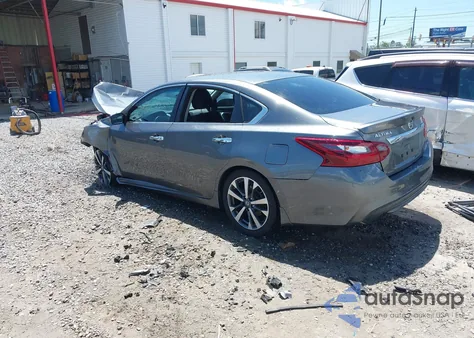2017 Nissan Altima 2.5 Sr z USA, uszkodzony, nr VIN 1N4AL3AP7HC146131